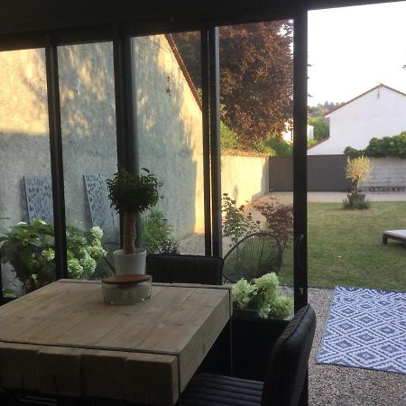 Le Clos De La Tour Bagian luar foto