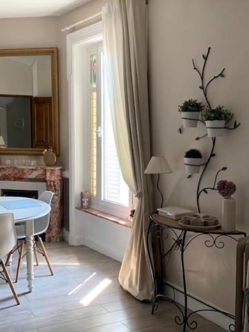 Le Clos De La Tour Bagian luar foto