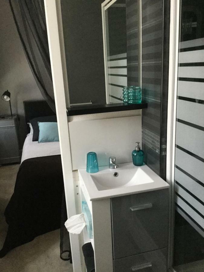 Le Clos De La Tour Bagian luar foto
