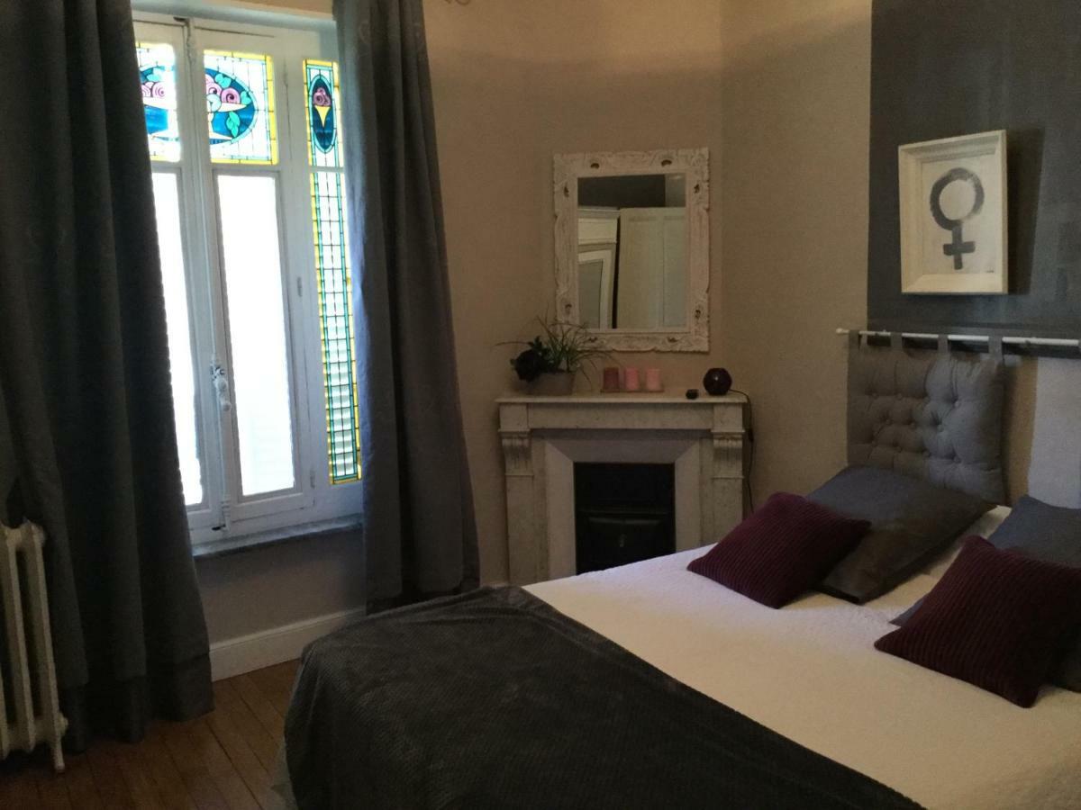 Le Clos De La Tour Bagian luar foto